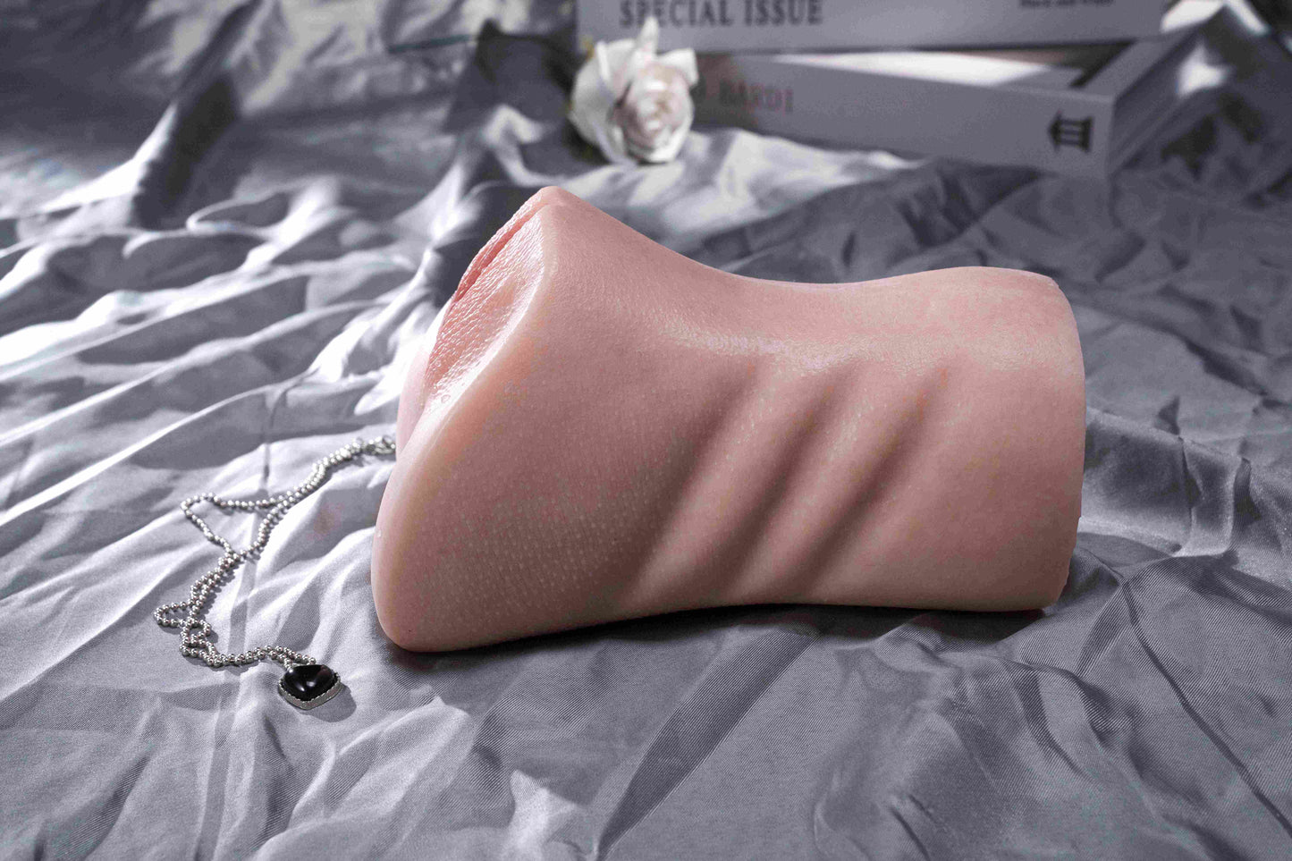 Free Shipping | 1 kg / 2.2 lb Medical‑Grade Silicone Handheld Male Masturbator — Ultra‑Soft Realistic Skin Texture, Travel & Home Friendly