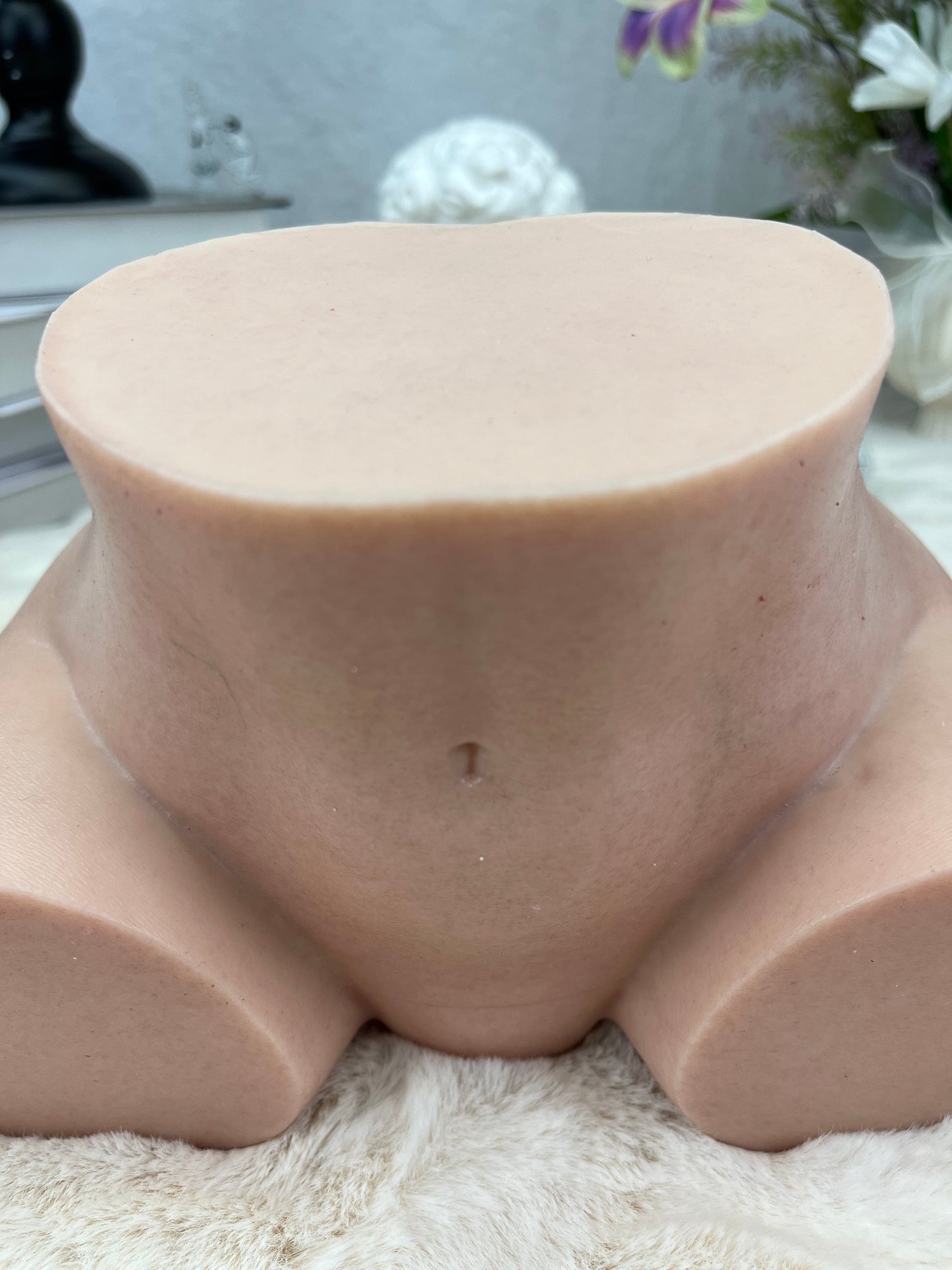 Platinum Silicone Butt Model – 3.9kg / 8.6lb, Dual Openings