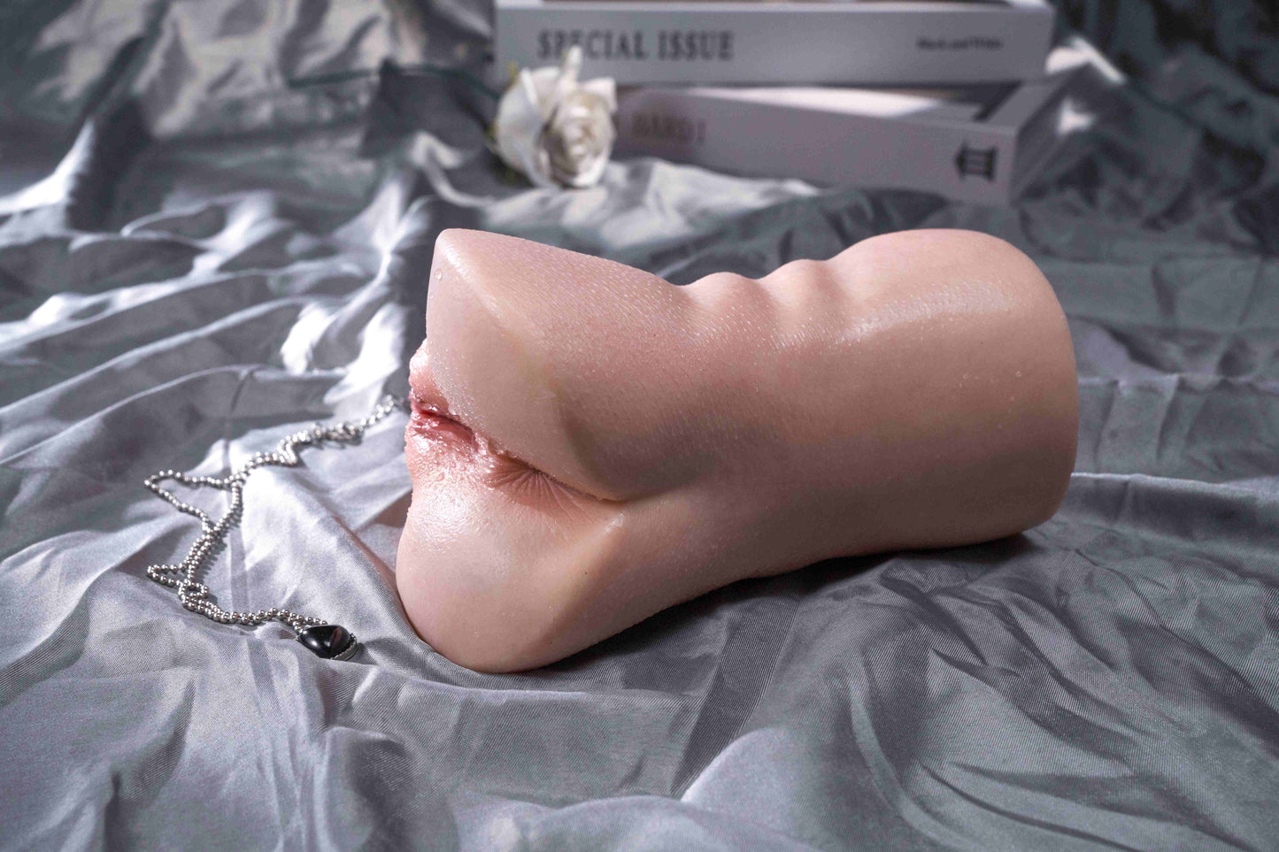 Free Shipping | 1 kg / 2.2 lb Medical‑Grade Silicone Handheld Male Masturbator — Ultra‑Soft Realistic Skin Texture, Travel & Home Friendly