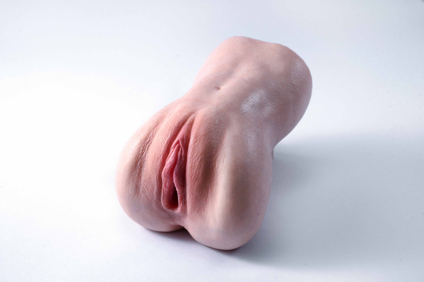 Free Shipping | 1 kg / 2.2 lb Medical‑Grade Silicone Handheld Male Masturbator — Ultra‑Soft Realistic Skin Texture, Travel & Home Friendly